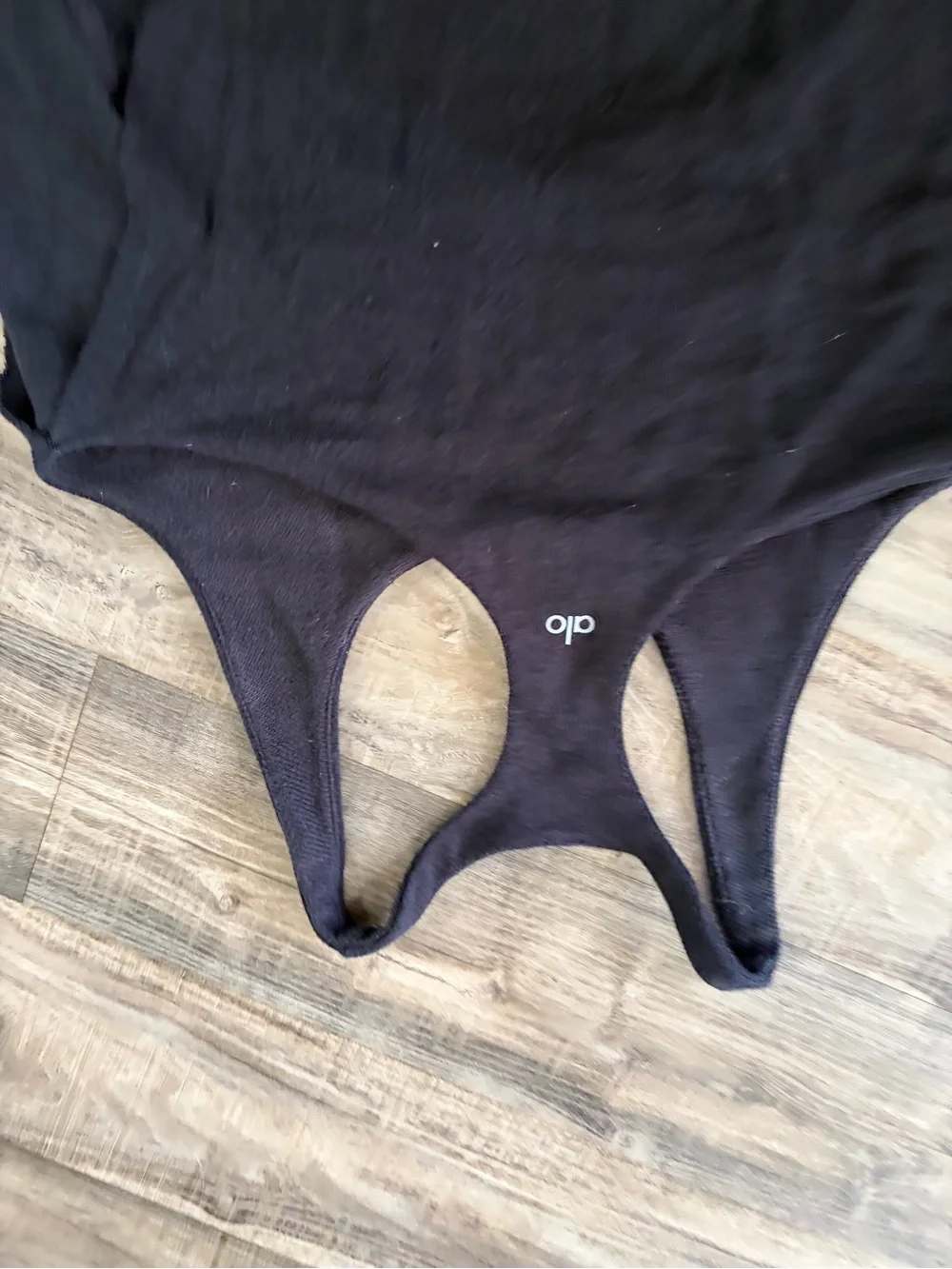 Alo Yoga Black Distressed Terrycloth Racerback Tank Top Athleisure Crop